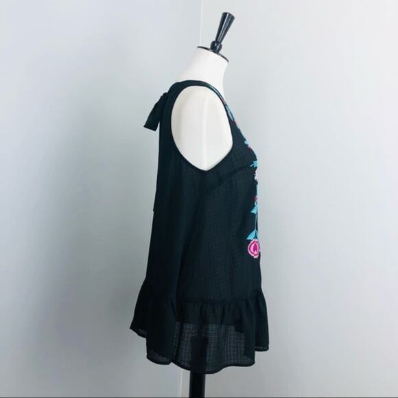 Entro Black Floral Embroidered Sleeveless Peplum Tunic Tank Top Medium - Picture 4 of 8